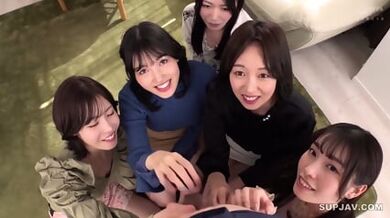 Role Reversal, Chase Piston Creampie Sex. Cast(s); Sakura Misaki , Reina Hirokawa , Umi Oikawa , Hanakiyo Shirakawa