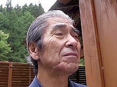 x2xA18689D7910AF7CFDF