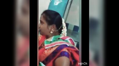 Lovely sarry bhabhi side boob navel