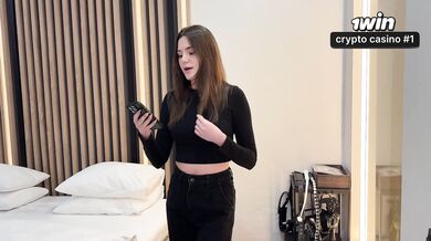 Sloppy gargle massagist plays with VIP guest’s slit for a nasty fuck!