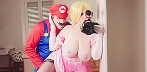 mario bros nique sa belle a forte poitrine