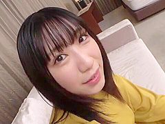 気品漂う清楚なスレンダー美女がドキドキの初々しいエッチ