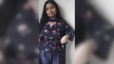 Gouthami reddy manthena recording self video removing dress showing white bra bo