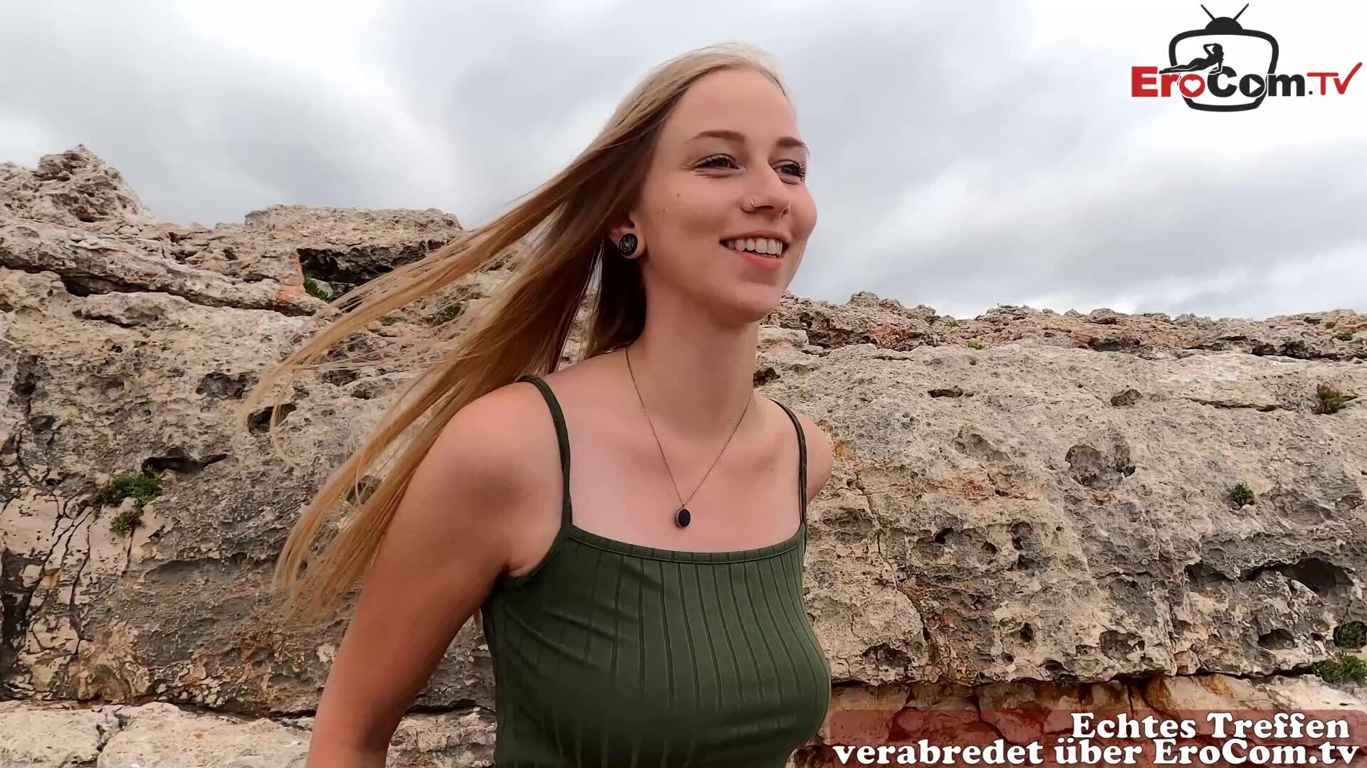german petite teen 18+ get anal creampie outdoor at the beach